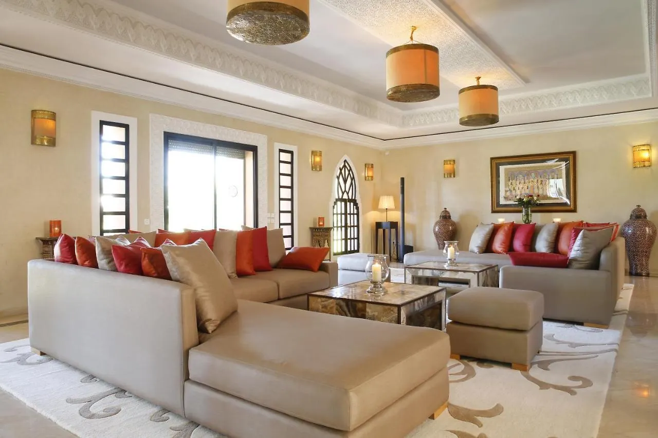 Villa Grace Close To Golfs With Two Private Pools, Spa And Jacuzzi Marakeş